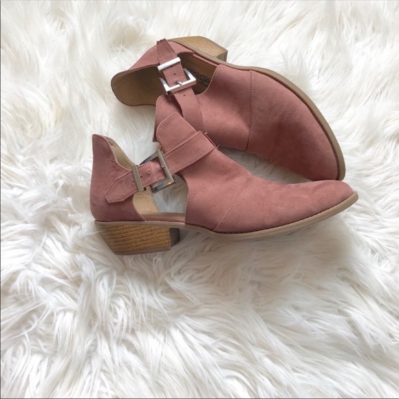 boutique Shoes - Ankle Booties - Mauve Pink